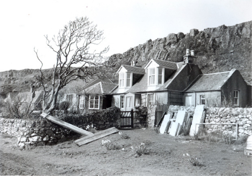 Little Cumbrae cottages and old farm buildings.